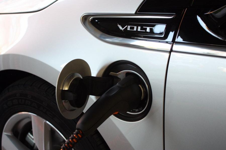  Chevrolet Volt 2011 года  (фото 272 из 356)
